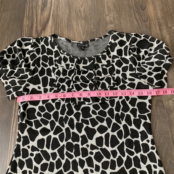 Enfocus Studio Animal Print Ruffle Collar Dress - Picture 11 of 14